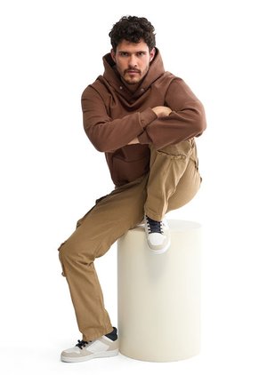 Buso Chocolate DOUGGER MONTANA.