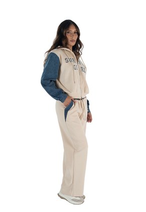 SET DE SUDADERA 2026