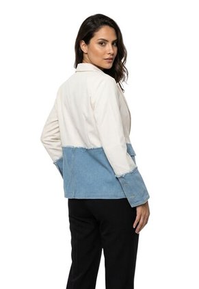 Blazer Clásico Con Base Denim Para Dama