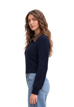 SUETER STRIPE