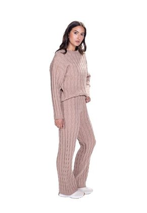 SET TEJIDO PARA MUJER