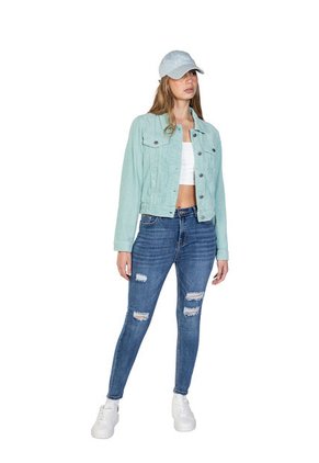 JEANS MID RISE PARA MUJER