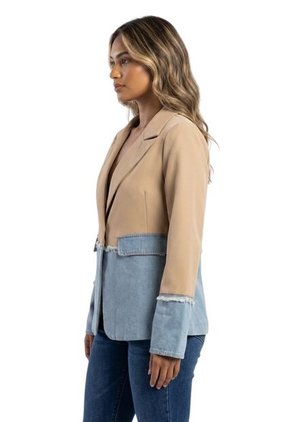Blazer Clásico Con Base Denim Para Dama
