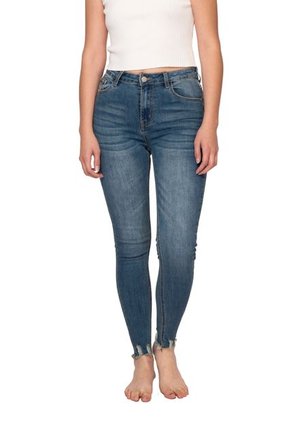 JEANS MIDE RISE