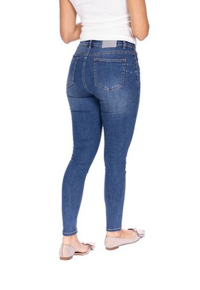 JEAN HIGH WAIST