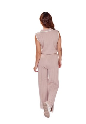 SET SIENA