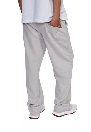 PANTALON CARGO