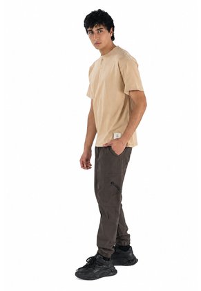 PANTALON CARGO