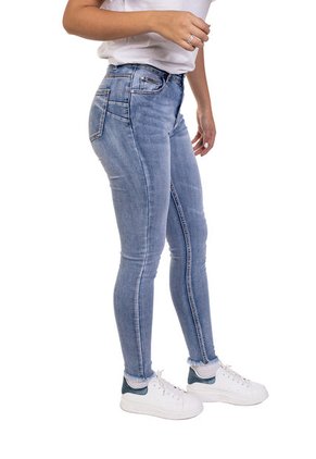 JEANS MIDE RISE