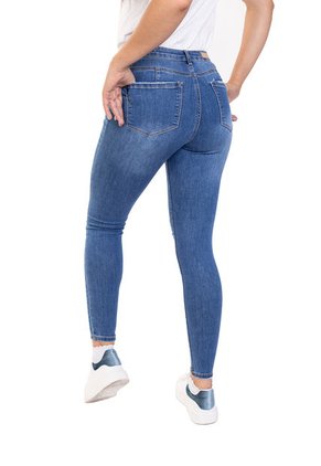 JEANS SKINY