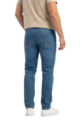 JEANS SLIM FIT