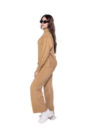 SET TEJIDO PARA MUJER