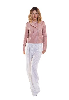 CHAQUETA POLIPIEL PARA MUJER