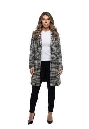 Abrigo Paño Con Solapa A Cuadros