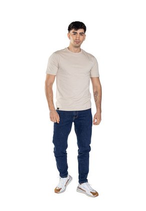 CAMISETA MANGA CORTA PARA HOMBRE