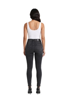 Jean Mujer Skinny Tiro Alto