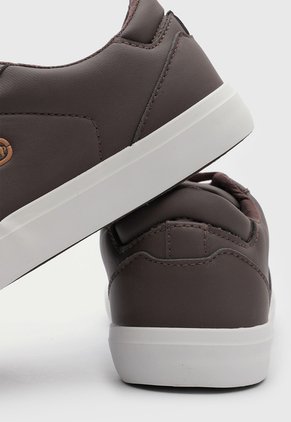 Tenis Lifestyle ecko Rol Marrón