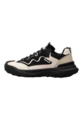 INFORMAL ECKO HOMBRE TARA-H1 Talla 9.5