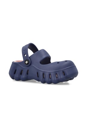Zueco Infantil Niña Evacol 0258-000 Con Huecos Y Plataforma