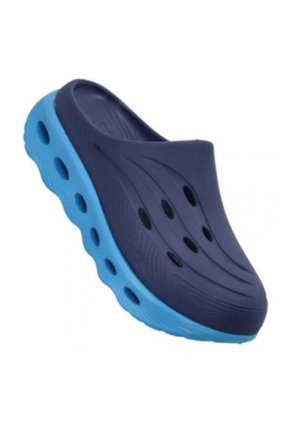 Zueco Cerrado De Mujer Evacol 0254-000 Con Huecos Laterales