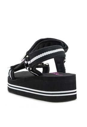 Sandalia Deportiva En Plataforma Con Correas Textiles Y Punteras Metálicas Face2Face EU2425152