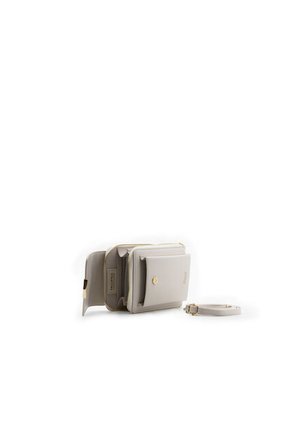 Billetera Porta Celular Face2Face JP2682688