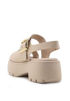 Sandalias De Plataforma Con Suela Gruesa Y Hebilla En El Empeine Face2Face EU242595