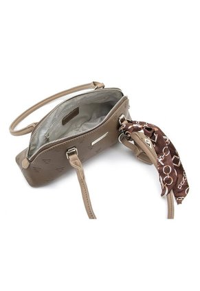 Bolso De Hombro Media Luna Repujado Face2Face IQ2612657