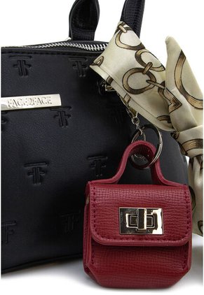 Bolso De Hombro Media Luna Repujado Face2Face IQ2612657