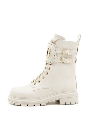 Combat Boot Con Taches En Correa Y Plaqueta Face2Face CX232275