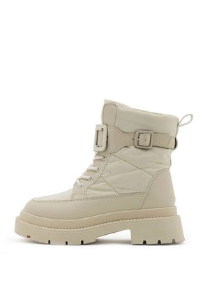 Botin Acolchado Face2Face CX232280