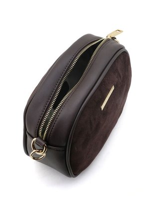 Bandolera Efecto Durazno Face2Face HR2512602