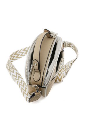 Bandolera Ovalada Con Charm Face2Face HR2512598