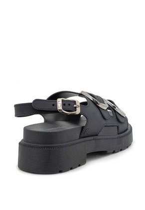 Sandalia Plana Con Hebillas En El Empeine Face2Face EU2425603