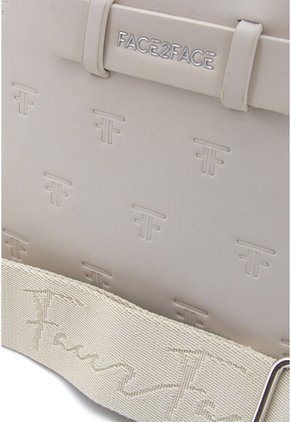 Bandolera Rectangular Repujada Face2Face IQ2612656