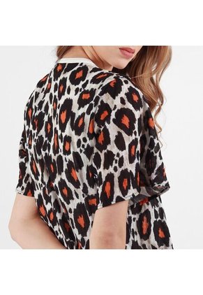 Blusa Cuello V Manga Corta