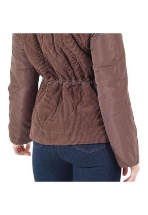 Chaqueta Con Base En Pana