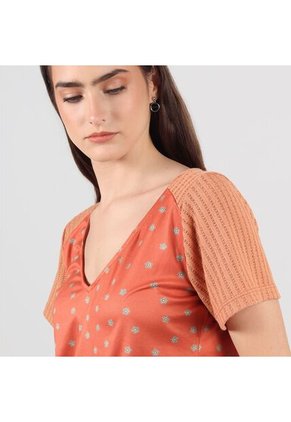 Camiseta Cuello V Manga Corta