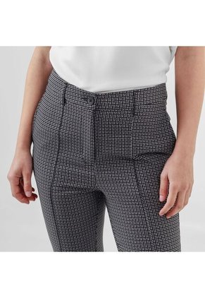 Pantalon Tiro Medio Bota Skinny