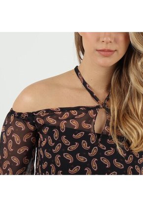 Blusa Cuello Bandeja Manga Tres Cuartos