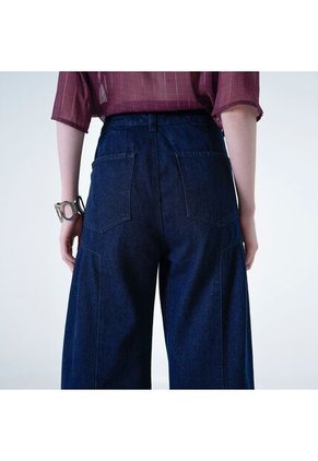 Jean Tiro Alto Bota Flare