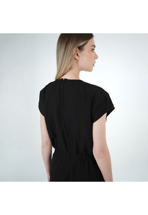 Vestido Cuello V Manga Corta