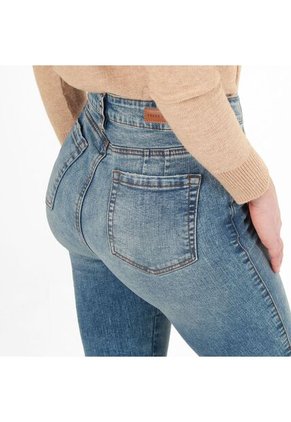 Jean Tiro Medio Bota Skinny