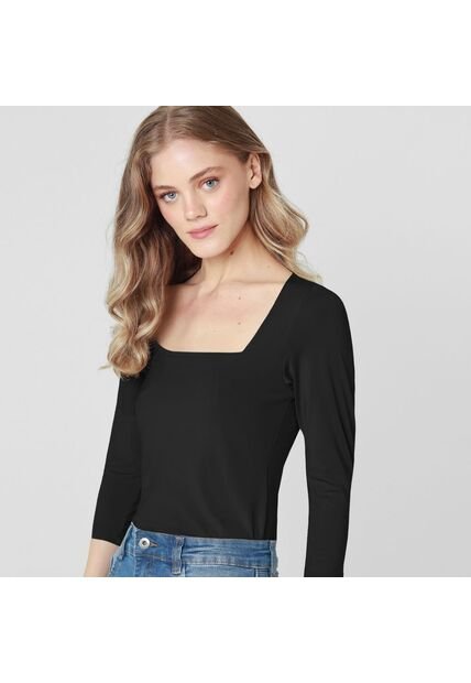 Camiseta Cuello Cuadrado Manga Larga