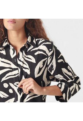 Blusa Cuello Camisero Manga Larga