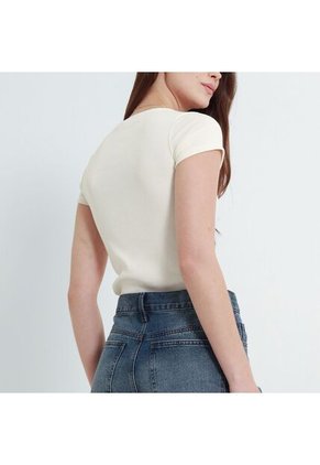 Camisea Cuello Cuadrado Manga Corta