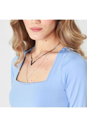 Camiseta Cuello U Manga Larga