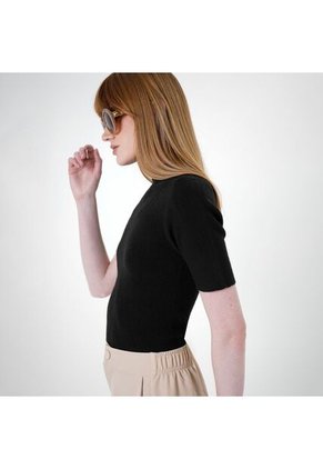 Sweater Cuello Redondo Manga Corta