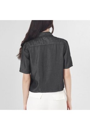 Blusa Cuello Camisero Manga Corta