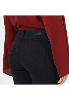 Jean Tiro Medio Bota Skinny